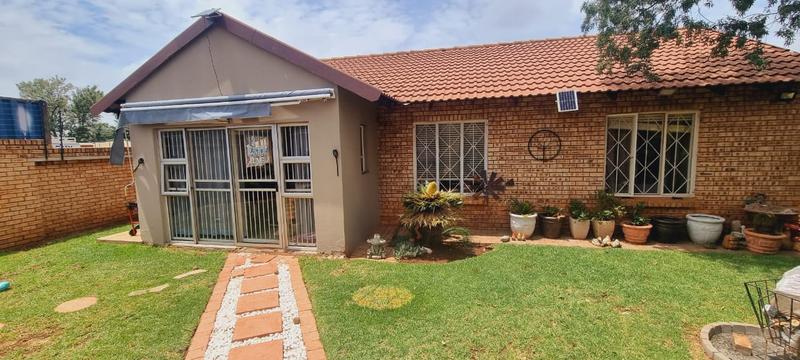 3 Bedroom Property for Sale in Albemarle Gauteng