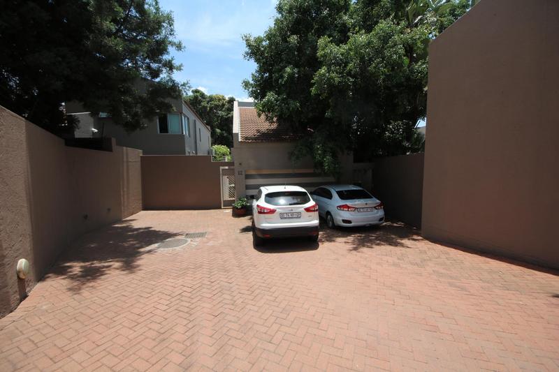 To Let 3 Bedroom Property for Rent in Bryanston Gauteng