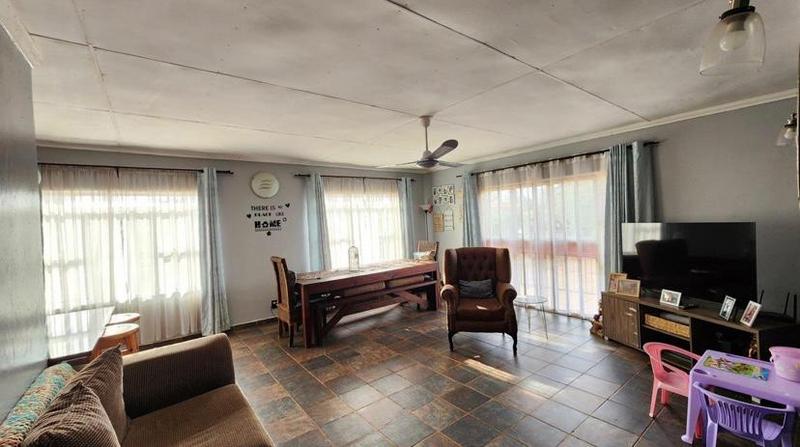 To Let 2 Bedroom Property for Rent in Henley on Klip Gauteng