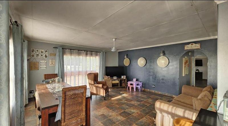 To Let 2 Bedroom Property for Rent in Henley on Klip Gauteng