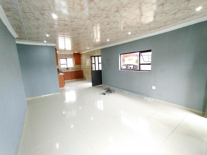 To Let 2 Bedroom Property for Rent in Erasmia Gauteng