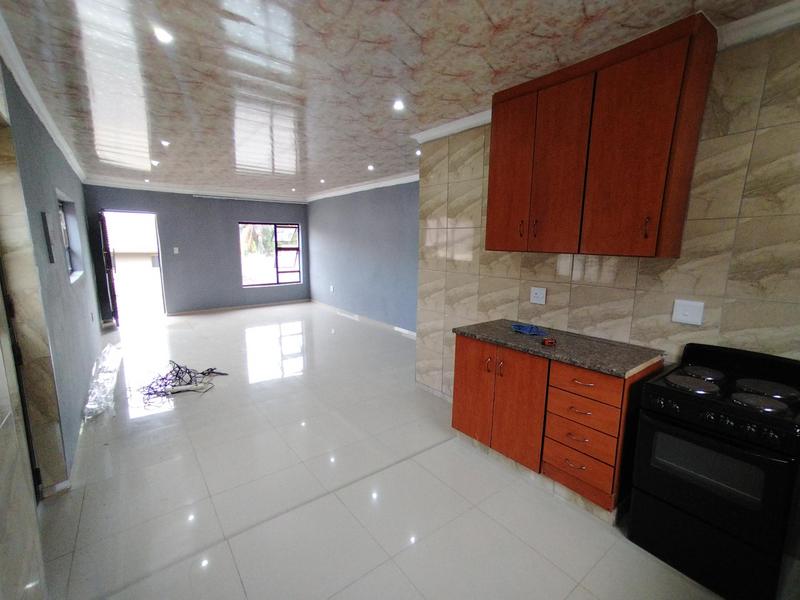 To Let 2 Bedroom Property for Rent in Erasmia Gauteng