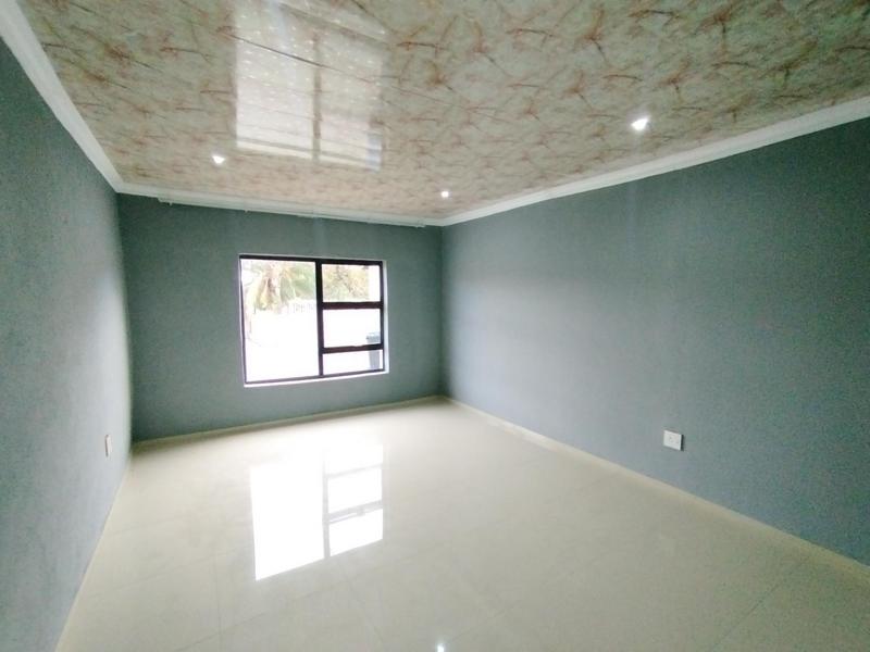 To Let 2 Bedroom Property for Rent in Erasmia Gauteng