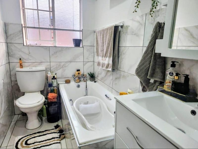 To Let 2 Bedroom Property for Rent in Montana Gauteng