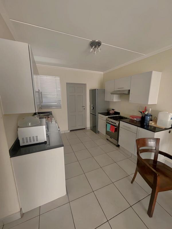 To Let 2 Bedroom Property for Rent in Beverley Gauteng