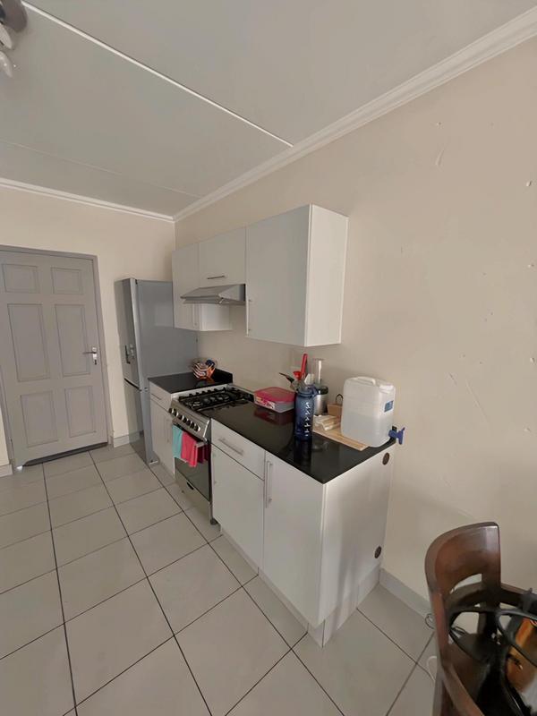 To Let 2 Bedroom Property for Rent in Beverley Gauteng