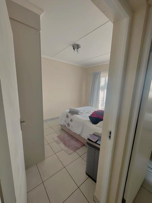 To Let 2 Bedroom Property for Rent in Beverley Gauteng