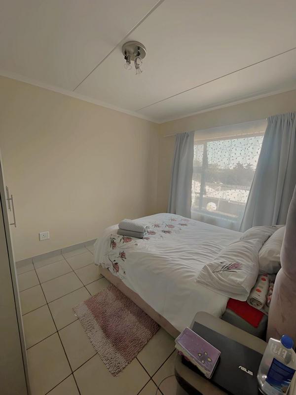 To Let 2 Bedroom Property for Rent in Beverley Gauteng