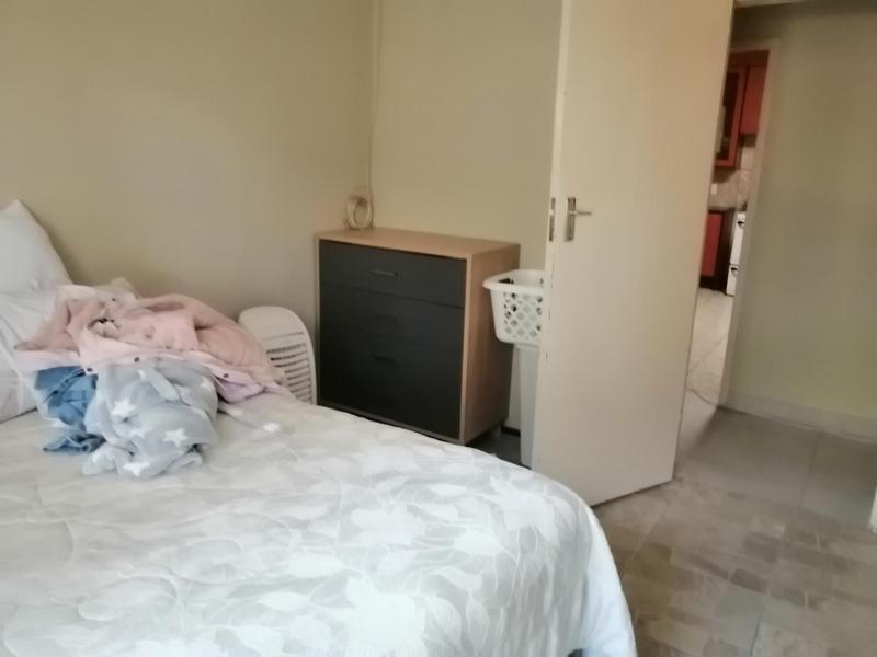 To Let 2 Bedroom Property for Rent in Birch Acres Gauteng