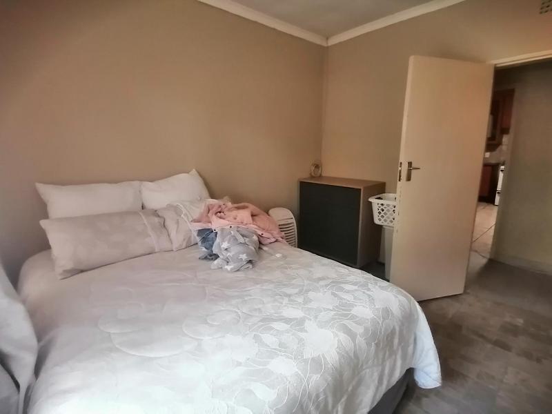 To Let 2 Bedroom Property for Rent in Birch Acres Gauteng