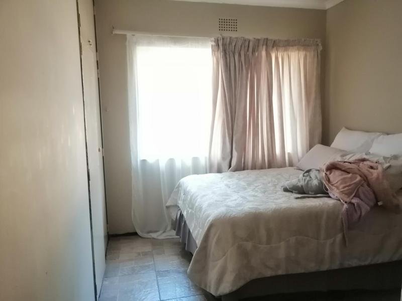 To Let 2 Bedroom Property for Rent in Birch Acres Gauteng