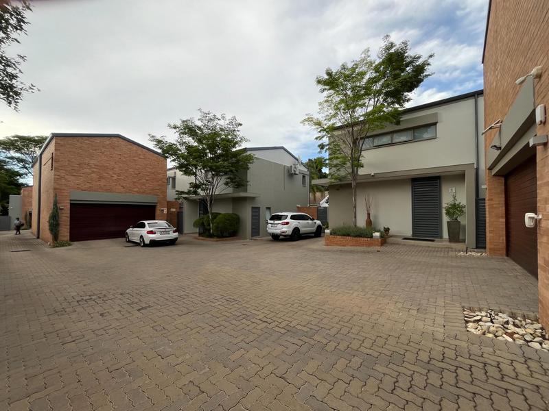 To Let 5 Bedroom Property for Rent in Brooklyn Gauteng