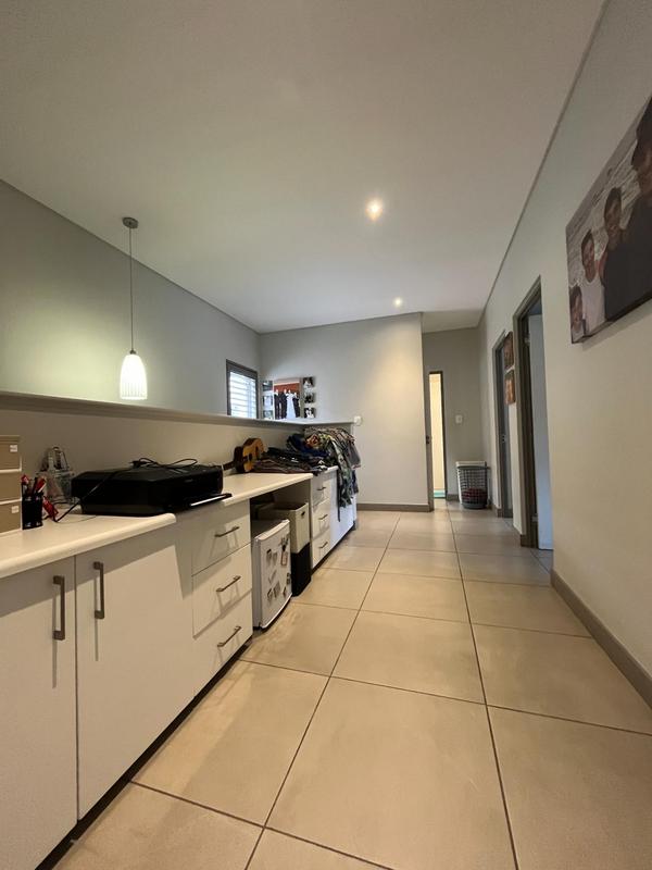 To Let 5 Bedroom Property for Rent in Brooklyn Gauteng