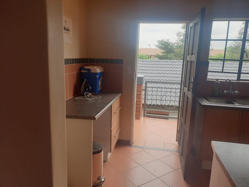 To Let 2 Bedroom Property for Rent in Mooikloof Ridge Gauteng