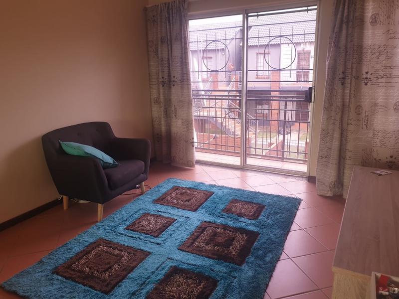 To Let 2 Bedroom Property for Rent in Mooikloof Ridge Gauteng