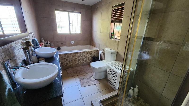 3 Bedroom Property for Sale in Doornpoort Gauteng