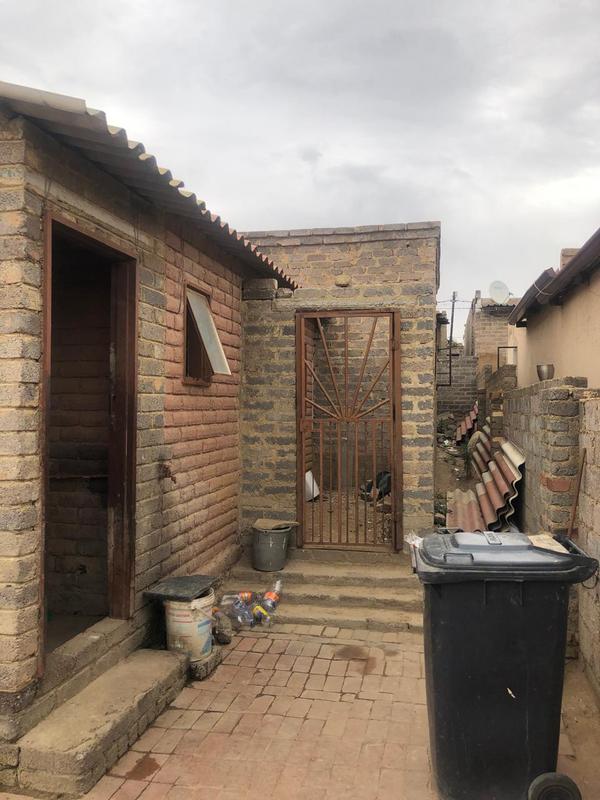 2 Bedroom Property for Sale in Cosmo City Gauteng