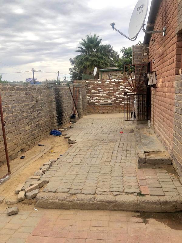 2 Bedroom Property for Sale in Cosmo City Gauteng