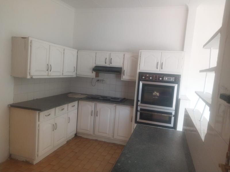 To Let 5 Bedroom Property for Rent in Leondale Gauteng