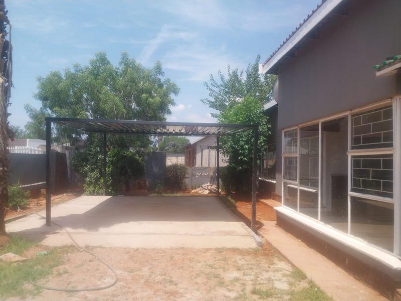 To Let 5 Bedroom Property for Rent in Leondale Gauteng