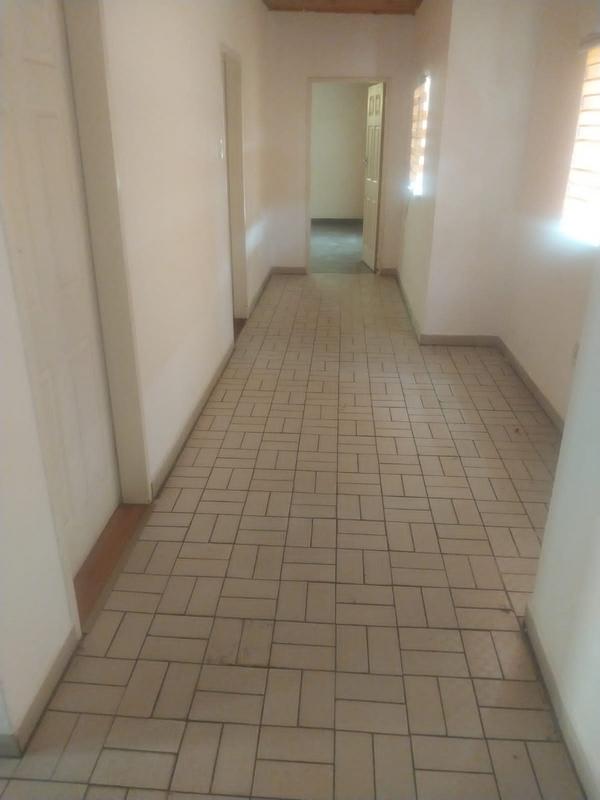 To Let 5 Bedroom Property for Rent in Leondale Gauteng