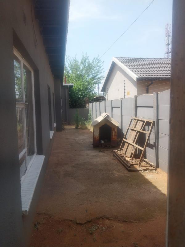 To Let 5 Bedroom Property for Rent in Leondale Gauteng