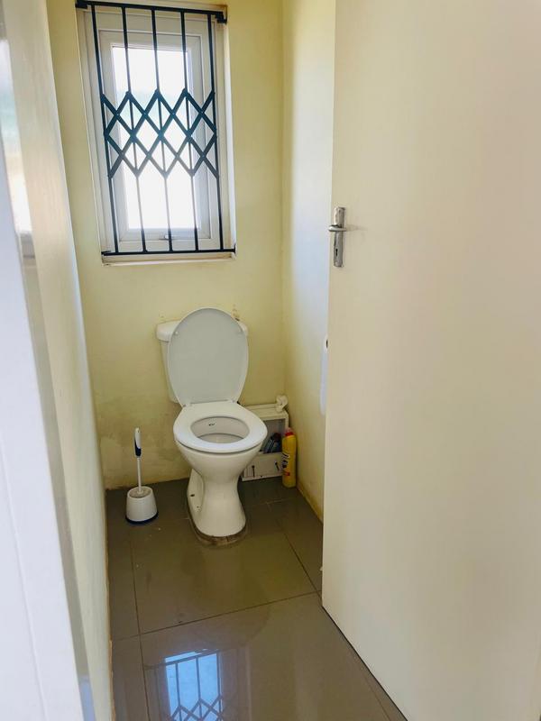 To Let 2 Bedroom Property for Rent in Lufhereng Gauteng