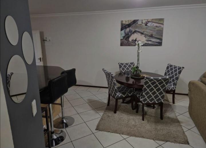 2 Bedroom Property for Sale in Rivonia Gauteng