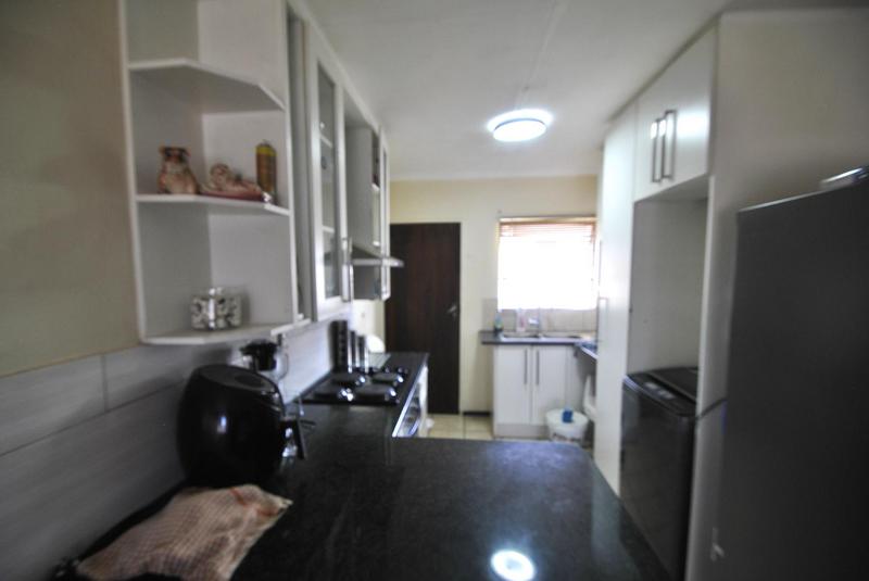 2 Bedroom Property for Sale in Dawn Park Gauteng