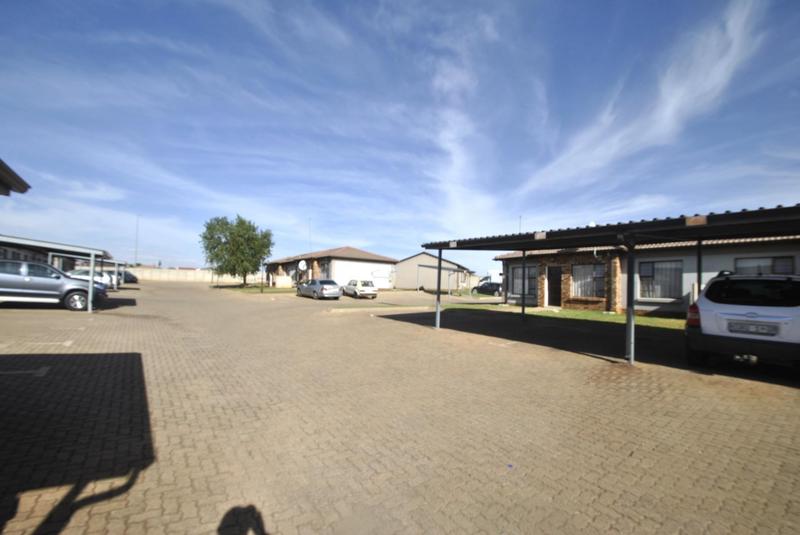 2 Bedroom Property for Sale in Dawn Park Gauteng