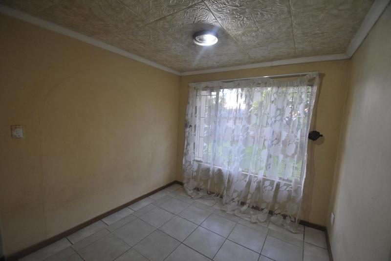 3 Bedroom Property for Sale in Dawn Park Gauteng