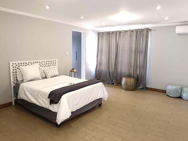 4 Bedroom Property for Sale in Midstream Ridge Gauteng