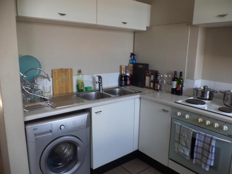 To Let 1 Bedroom Property for Rent in Houghton Gauteng