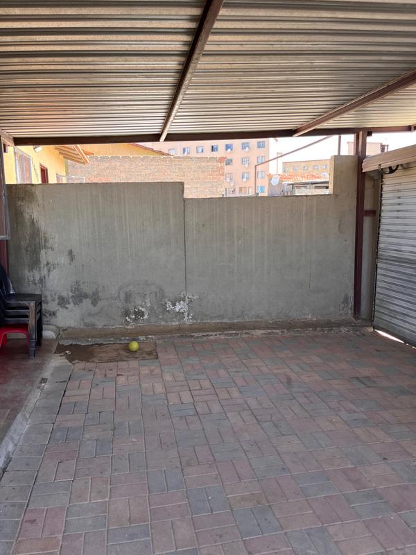 5 Bedroom Property for Sale in Olievenhoutbosch Gauteng