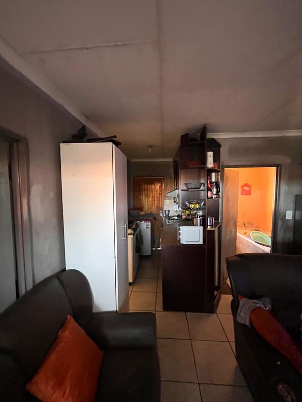 5 Bedroom Property for Sale in Olievenhoutbosch Gauteng