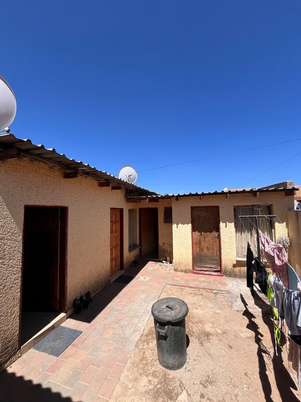 5 Bedroom Property for Sale in Olievenhoutbosch Gauteng