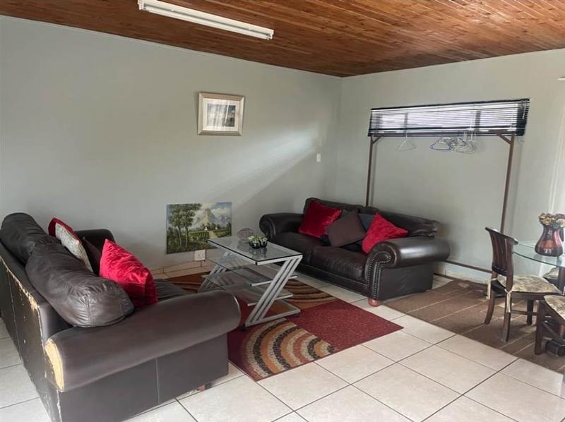 To Let 1 Bedroom Property for Rent in Glen Austin Gauteng