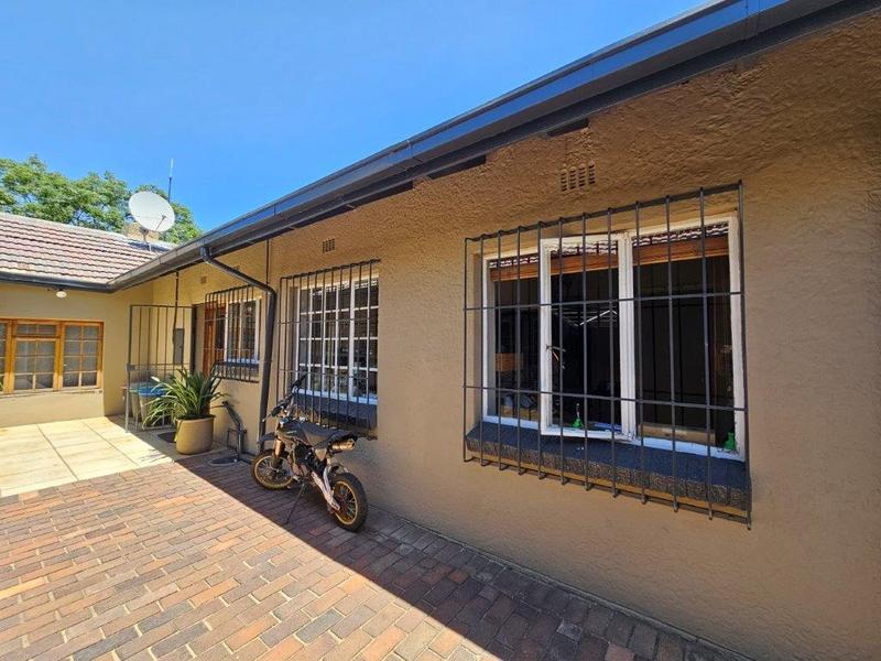 4 Bedroom Property for Sale in Edenvale Gauteng