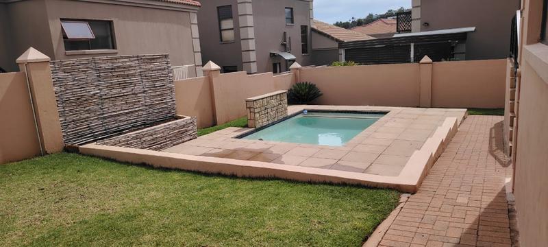 To Let 3 Bedroom Property for Rent in Noordheuwel Gauteng