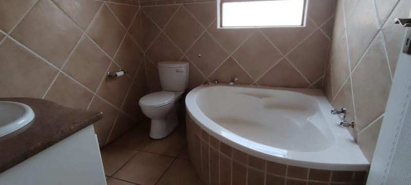 To Let 3 Bedroom Property for Rent in Noordheuwel Gauteng