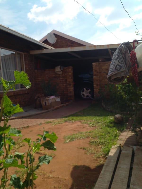 To Let 2 Bedroom Property for Rent in Norkem Park Gauteng