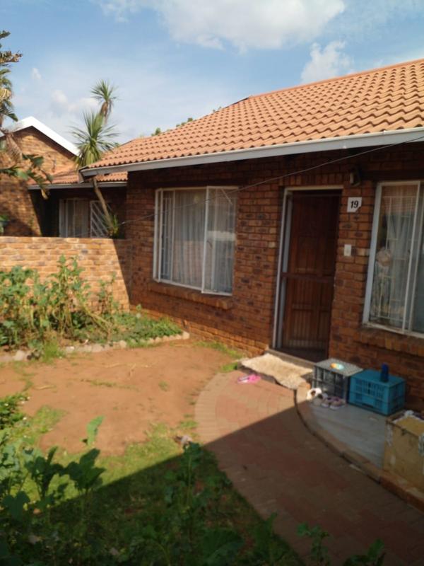 To Let 2 Bedroom Property for Rent in Norkem Park Gauteng