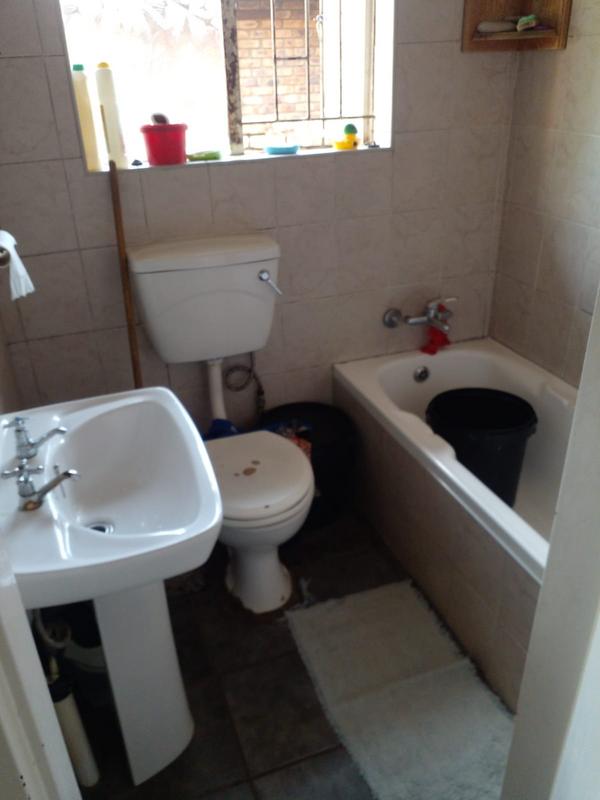 To Let 2 Bedroom Property for Rent in Norkem Park Gauteng