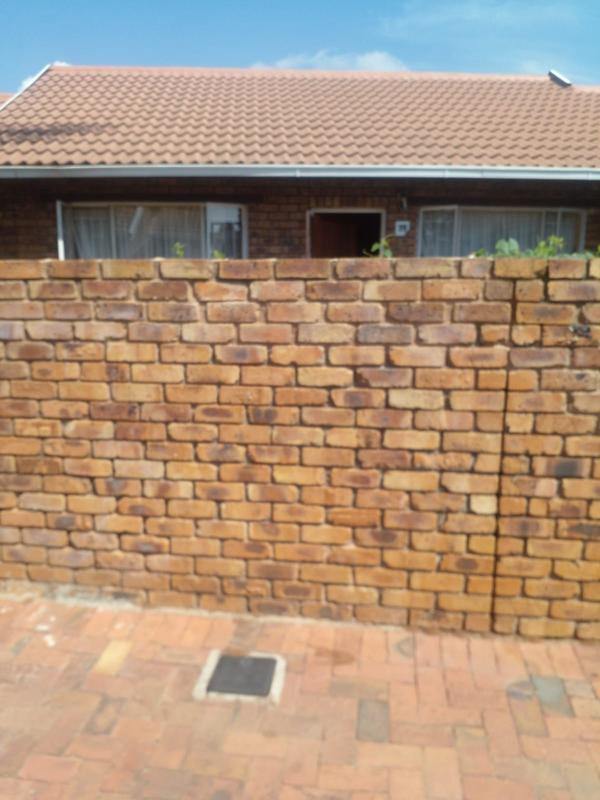 To Let 2 Bedroom Property for Rent in Norkem Park Gauteng