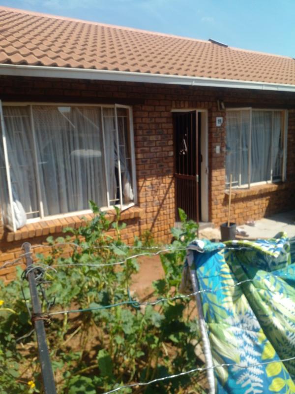 To Let 2 Bedroom Property for Rent in Norkem Park Gauteng