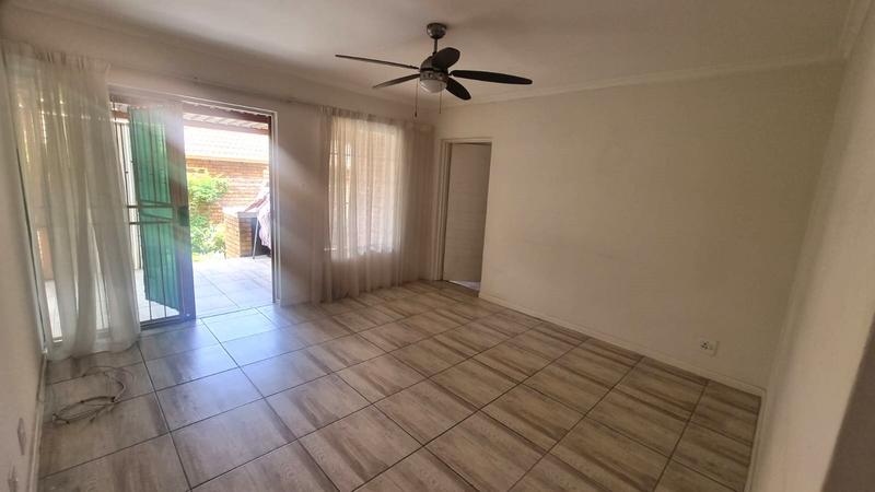 2 Bedroom Property for Sale in Amberfield Gauteng