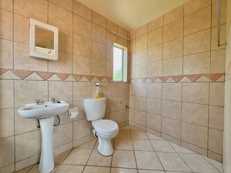 1 Bedroom Property for Sale in Noordwyk Gauteng