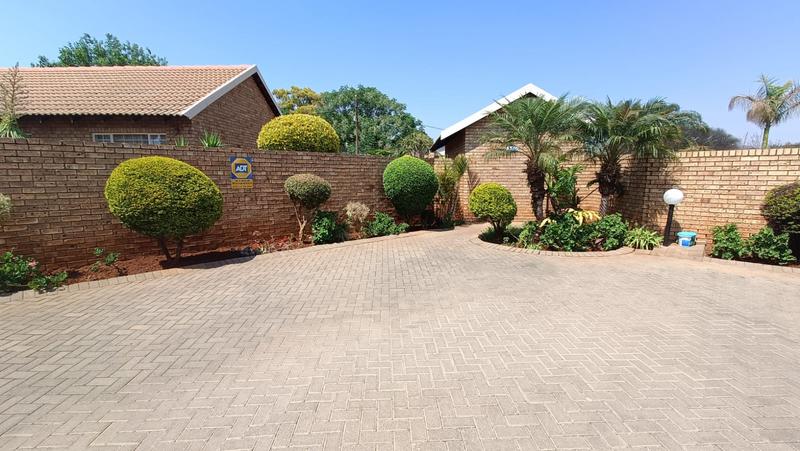 3 Bedroom Property for Sale in Annlin Gauteng