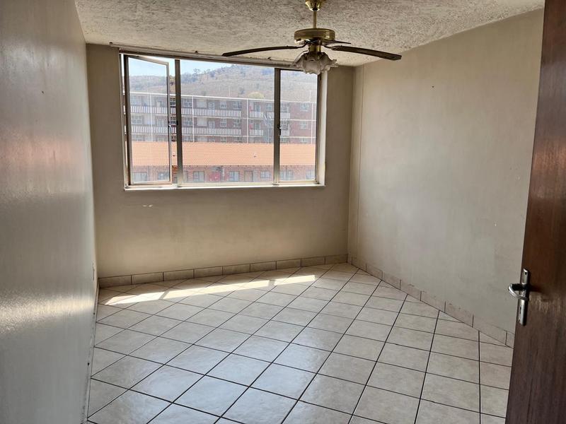 2 Bedroom Property for Sale in Wonderboom South Gauteng