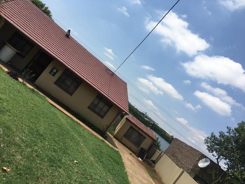 2 Bedroom Property for Sale in Danville Gauteng